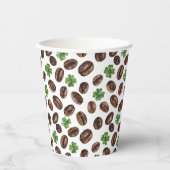Irish Coffee Beans and Shamrocks Funny Design Pappbecher (Vorderseite)