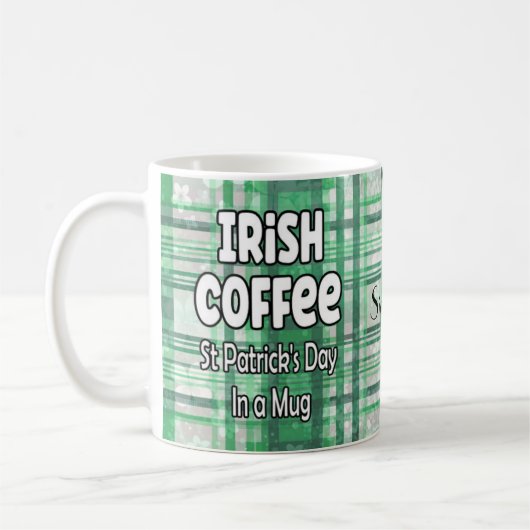 Irish Coffee St Patrick's Day in einer Tasse (Links)