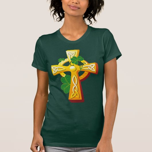 Irish Cross and Kleeblatts St. Patrick's Day T-Shirt (Vorderseite)