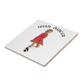 Irish Dancer Blonde in Red Fliese (Seite)