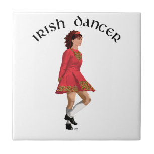 Irish Dancer Brünett in Red Fliese