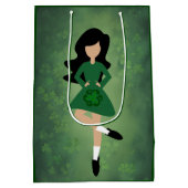 Irish Dancer mit schwarzem Haar | Green Clovers Da Mittlere Geschenktüte (Rückseite)