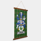 Irish Dolan or O_Dolan Coat of Arms Family Crest Wandteppich Mit Holzrahmen (Gewinkelt)