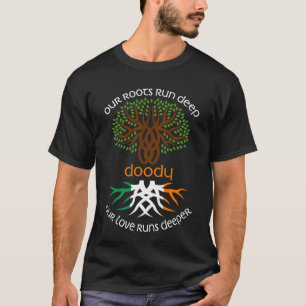 Irish DOODY Family Name Unsere Liebe läuft tiefer T-Shirt