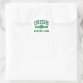 Irish Drinking Team 2010 Runder Aufkleber (Tasche)