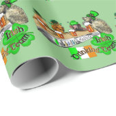 Irish Drinking Team St Patrick's Day Geschenkpapier (Rolleneckpunkt)