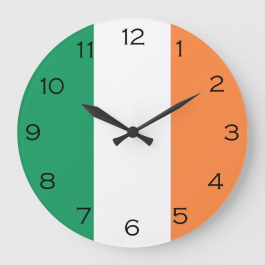 Irish Flag Black Numbers wccn Große Wanduhr (Vorderseite)