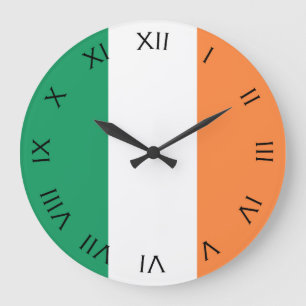 Irish Flag Black Roman Numbers wccn Große Wanduhr