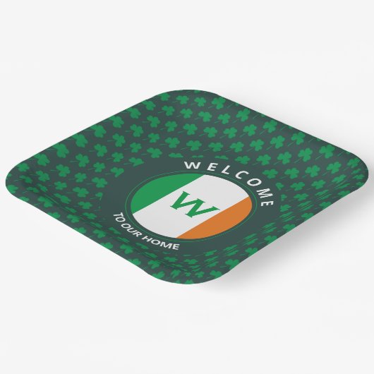Irish Flag Kleeblatt für die Bezeichnung Monogram Pappteller (Gewinkelt)