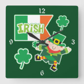 Irish Flag Leprechaun Quadratische Wanduhr (Vorderseite)