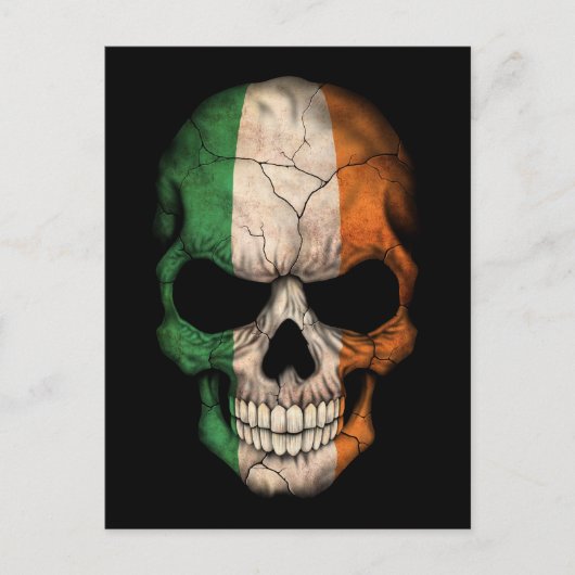 Irish Flag Skull auf Black Postkarte (Vorderseite)