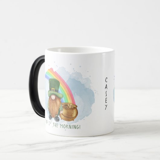 Irish Gnome Pot of Gold Custom St Patrick's Day Verwandlungstasse (Vorderseite Links)