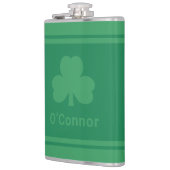 Irish Green Cloue Personalisierter Nachname Flachmann (Links)