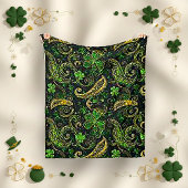 Irish Green Gold Paisley Shamrock Pattern Fleecedecke