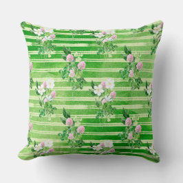 IRISH GREEN SHAMROCKS AND TINY PINK FLOWERS KISSEN