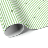 Irish Green White Stripes Pattern Geschenkpapier (Rolleneckpunkt)