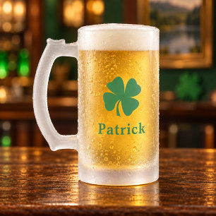 Irish Grünes Kleeblatt Benutzerdefinierter Vorname Mattglas Bierglas