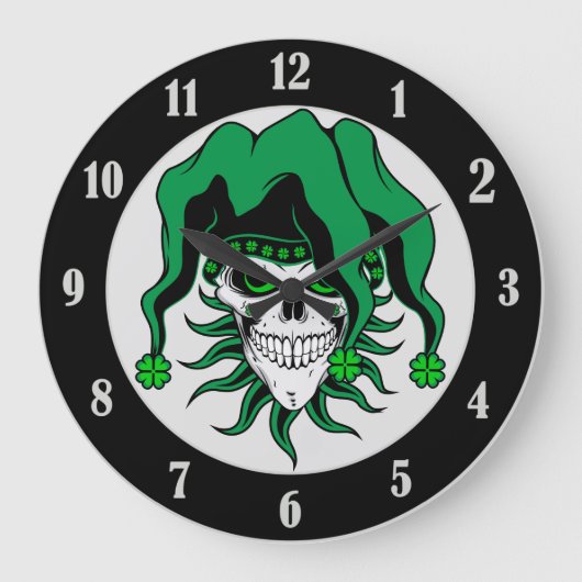 Irish Jester Skull Große Wanduhr (Vorderseite)
