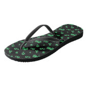 Irish Kleeblatt Pattern Badesandalen (Schrägansicht)