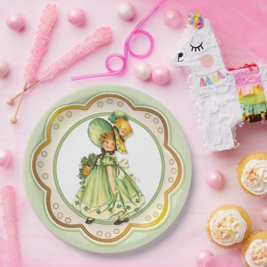 Irish Kleeblatt Stroll Girl Pappteller (Party)