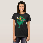 Irish Leprechaun Riding Dinosaur Beer Lover St Pat T-Shirt (Vorne ganz)