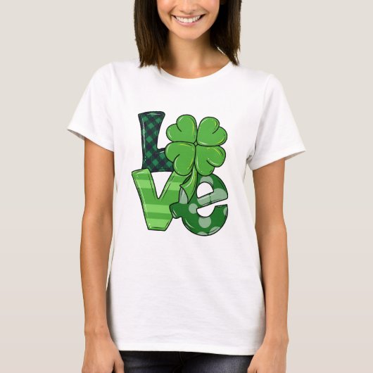 Irish Liebe St. Patrick's Day Kleeblatt Green Kari T-Shirt (Vorderseite)