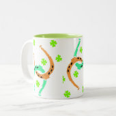 Irish Luck Zweifarbige Tasse (Vorderseite Links)