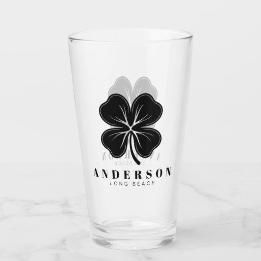 Irish Lucky Four Black Leaf Klee mit Name Pint Glas (Rückseite)