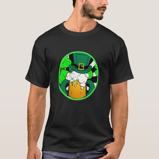 Irish lucky shamrock with beer mug St Patricks Day T-Shirt (Vorderseite)
