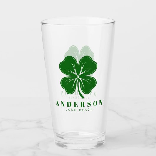 Irish Lucky Vier grünes Leaf Klee mit Name Pint Glas (Vorderseite)