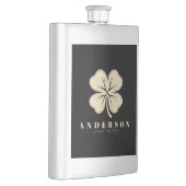 Irish Lucky Vierblättriges Kleeblatt | Name Black Flachmann (Rechts)