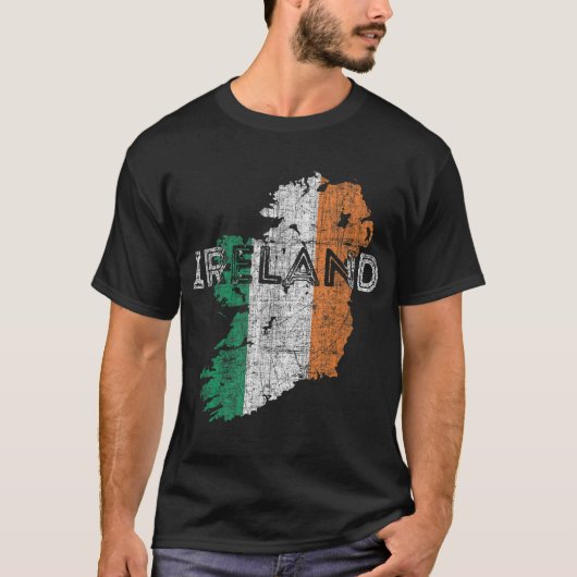 Irish Map and Flag Souvenir - Distressed Ireland T-Shirt (Vorderseite)