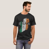Irish Map and Flag Souvenir - Distressed Ireland T-Shirt (Vorne ganz)