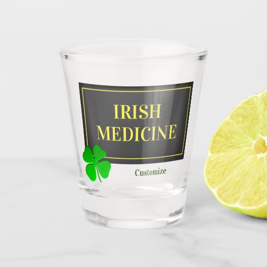 Irish Medicine Shot Glass Schnapsglas (Vorderseite)