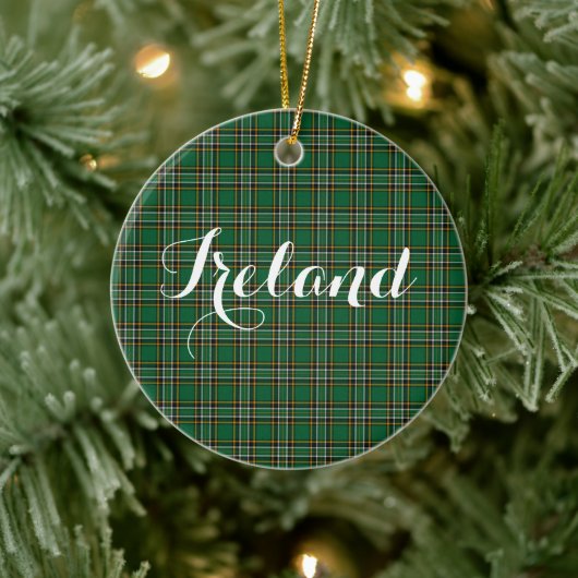 Irish National Tartan & Customizable Text Keramik Ornament (Baum)