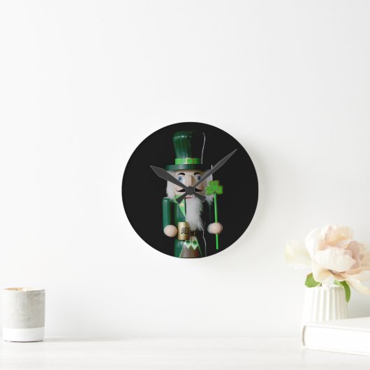 Irish Nutcracker Runde Wanduhr (Zuhause)