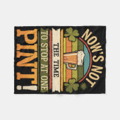 Irish Patty's Grün St Paddy Lustiger Saint Patrick Fleecedecke (Vorderseite (Horizontal))