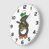 Irish Penguin Holding Christmas Teddy Bear Große Wanduhr (Winkel)