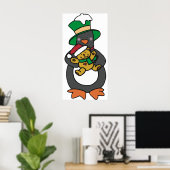 Irish Penguin Holding Christmas Teddy Bear Poster (Heimbüro)