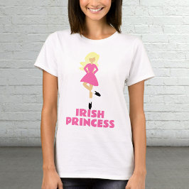 Irish Princess Blond Irish Dancer mit rosafarbenem T-Shirt
