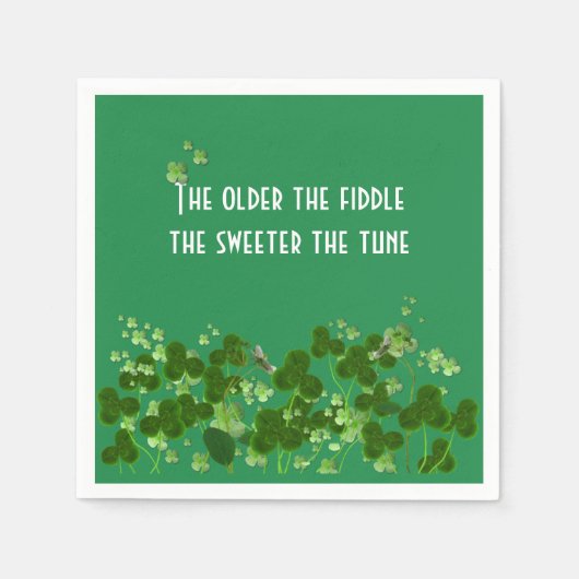 Irish Proverb on Green mit Kleeblättern Serviette (Vorderseite)