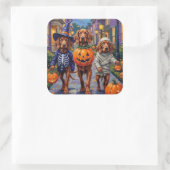 Irish Red Setter Trick-or-Treating Halloween Quadratischer Aufkleber (Tasche)