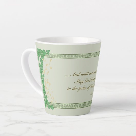 Irish Segen Latte Tasse Palm seiner Hand Kleeblatt (Linke Ecke)