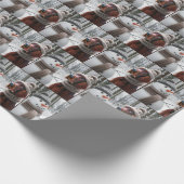 Irish Setter Dog Staring bei einem Snowman Geschenkpapier (Ecke)