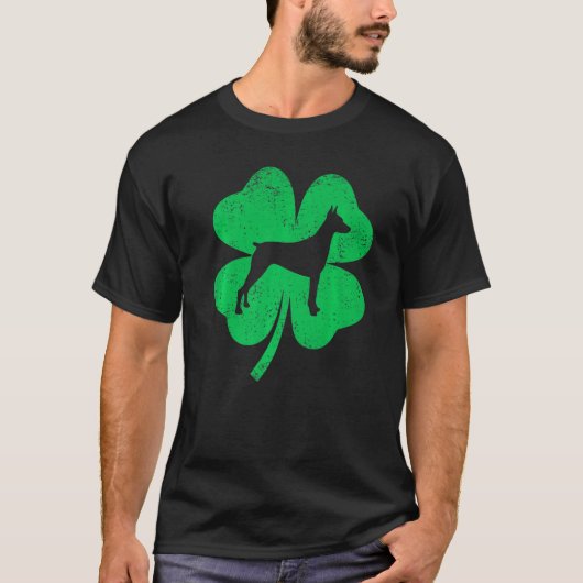 Irish Shamrock Leaf Doberman Dog St. Patricks Day T-Shirt (Vorderseite)