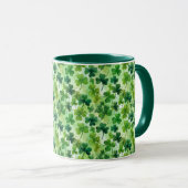 Irish Shamrocks St. Patrick's Day Tasse (VorderseiteRechts)