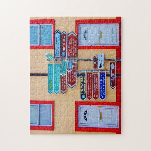 Irish Signpost Galway Irland. Puzzle (Vertikal)