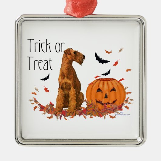 Irish Terrier Halloween Silbernes Ornament (Vorne)