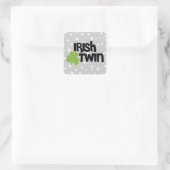 Irish Twin Quadratischer Aufkleber (Tasche)