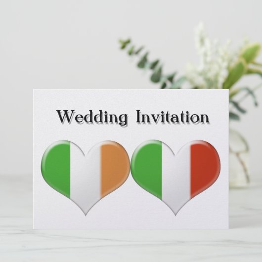 Irish und Italian Heart Flags Weditation Einladung (Stehend Vorderseite)